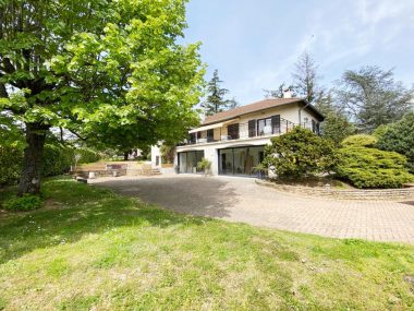 Vente Maison 240 m² à La Tour-de-Salvagny 1 190 000 € - 1