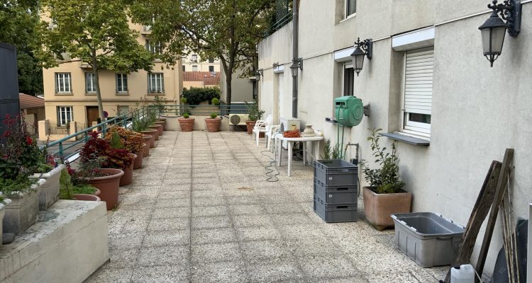 Vente T6 155 m² à Lyon-3eme-Arrondissement 660 000 € - Lyon-3eme-Arrondissement (69003)