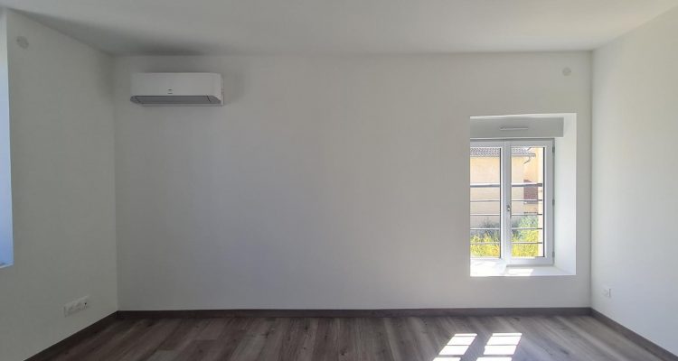 Vente Maison 140 m² à Villeneuve 274 000 € - Villeneuve (01480     ) - 10