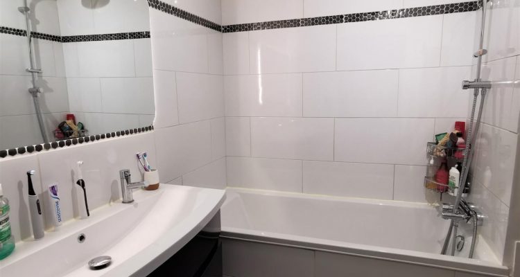 Vente T4 100 m² à Caluire-Et-Cuire 560 000 € - Caluire-Et-Cuire (69300     ) - 14