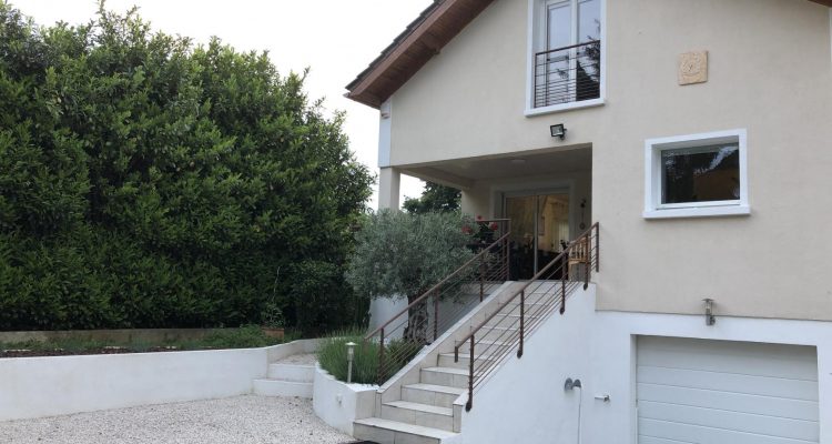 Vente Maison 230 m² à Reyrieux 525 000 € - Reyrieux (01600) - 3