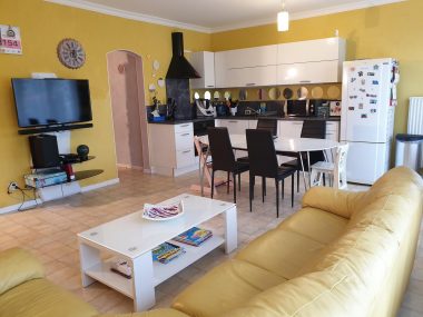 Vente T4 82 m² à Neuville-sur-Saône 210 000 € - 1