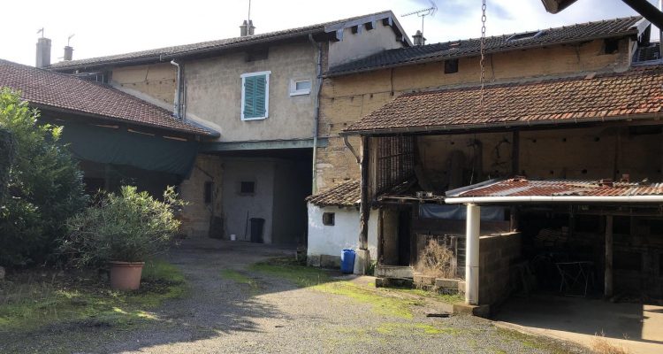 Vente Maison 200 m² à Fareins 240 000 € - Fareins (01480) - 2