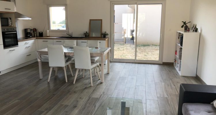 Vente Maison 105 m² à Montmerle-sur-Saône 330 000 € - Montmerle-sur-Saône (01090) - 2