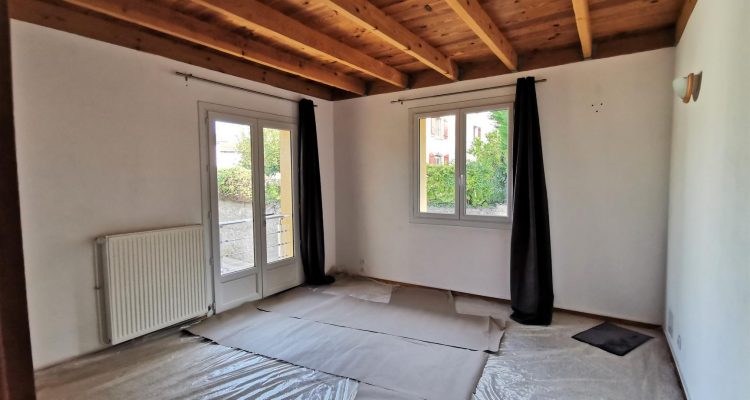 Vente Maison 97 m² à Genay 315 000 € - Genay (69730) - 1