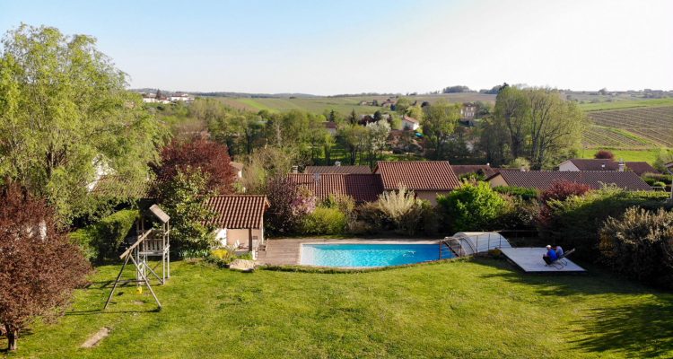 Terrain 840m² - Liergues (69400) - 2