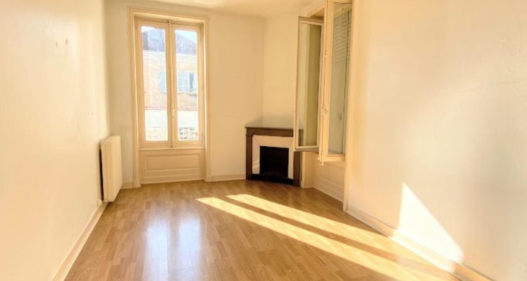 Vente T4 96 m² à Villefranche-sur-Saône 199 000 € - Villefranche-sur-Saône (69400) - 2