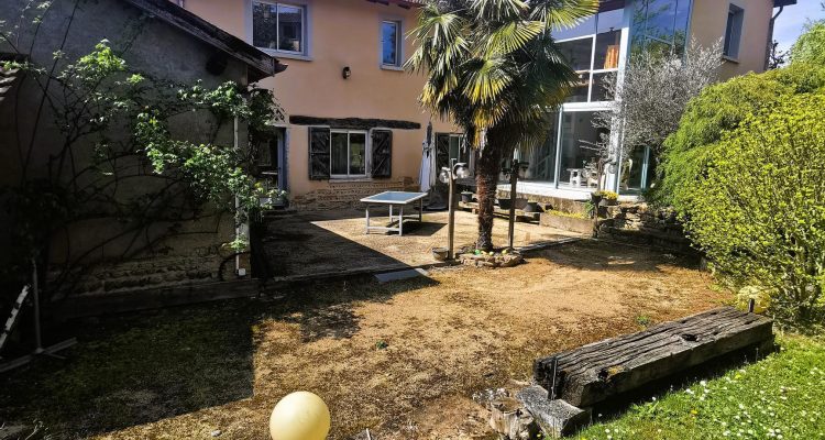 Vente Maison 288 m² à Genay 788 000 € - Genay (69730) - 1