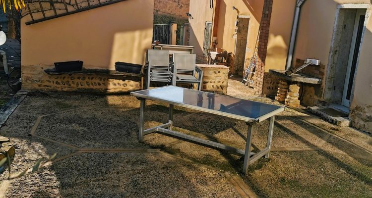Vente Maison 288 m² à Genay 788 000 € - Genay (69730) - 6