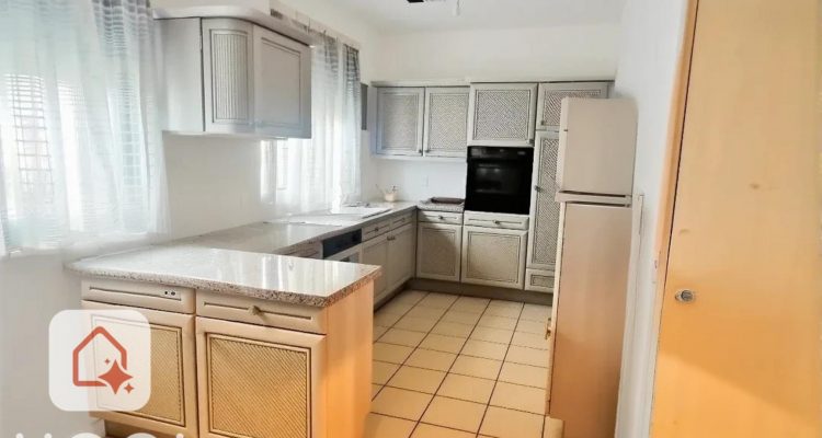 Vente T4 103 m² à Décines-Charpieu 250 000 € - Décines-Charpieu (69150) - 4