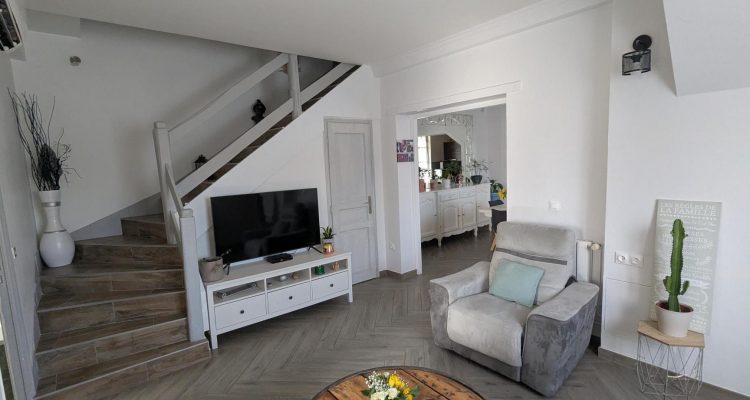 Vente Maison 105 m² à Amberieux 365 000 € - Amberieux (69480) - 5