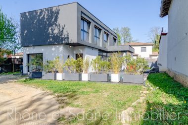 Vente Maison 200 m² à Fareins 595 000 € - 1