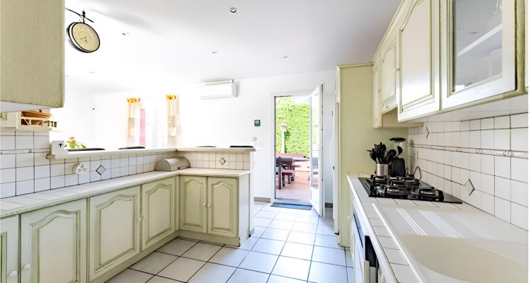 Vente Maison 137 m² à Les-Echets 499 000 € - Les-Echets (01700) - 3