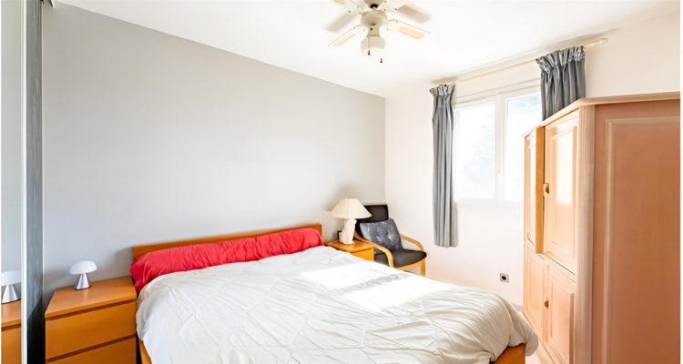 Maison familiale - Miribel (01700) - 7