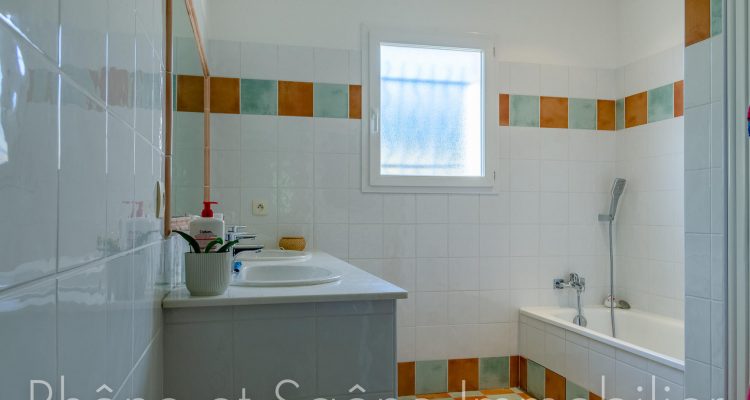 Maison familiale de plain-pied - Reyrieux (01600) - 10
