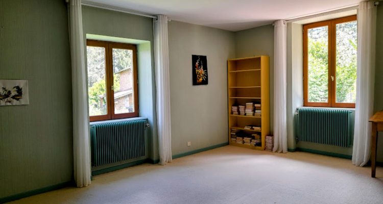 Vente Maison 165 m² à Chauffailles 259 000 € - Chauffailles (71170) - 3
