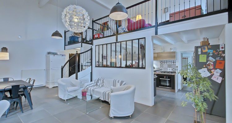 Vente Maison 151 m² à Genay 598 000 € - Genay (69730) - 2