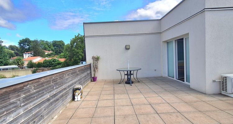 Appartement avec terrasse - Neuville-sur-Saône (69250) - 12