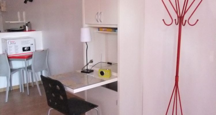 Location Studio 28 m² à Lyon-1er-Arrondissement 640 € CC /mois - Lyon-1er-Arrondissement (69001) - 1