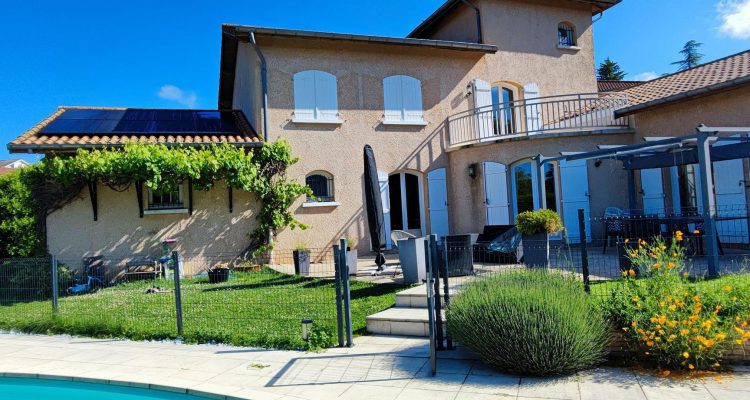 Vente Maison 225 m² à Charantonnay 449 000 € - Charantonnay (38790) - 1