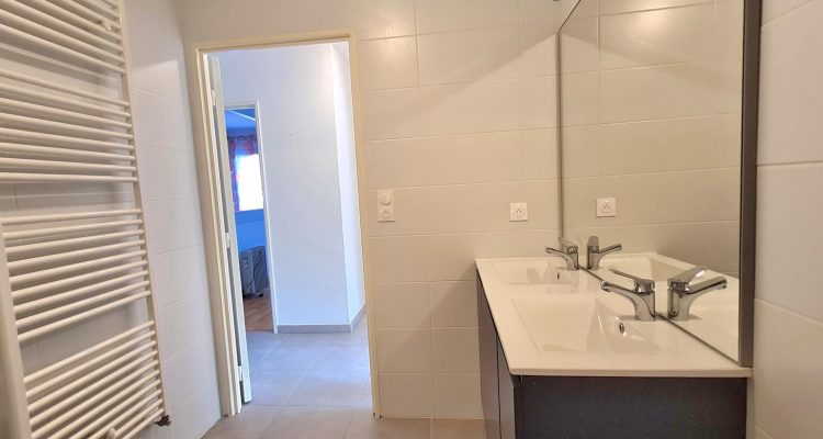 Lumineux et bien situé - Belleville (69220) - 8