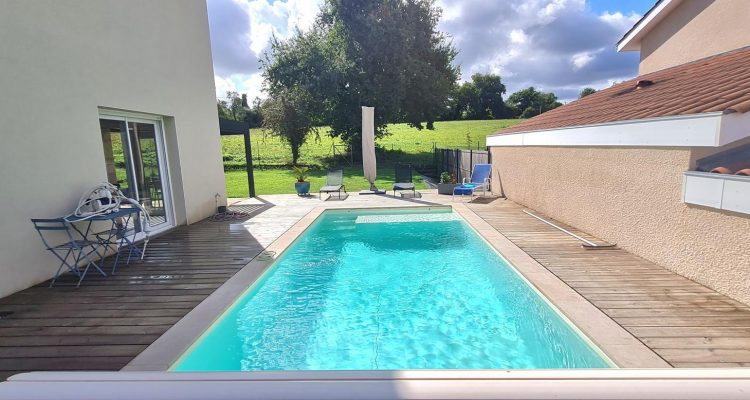 Lumineuse et agréable à vivre! - Toussieux (01600) - 2