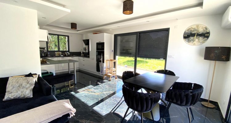 Vente Maison 112 m² à Saint-Didier-de-Formans 415 000 € - Saint-Didier-de-Formans (01600) - 2