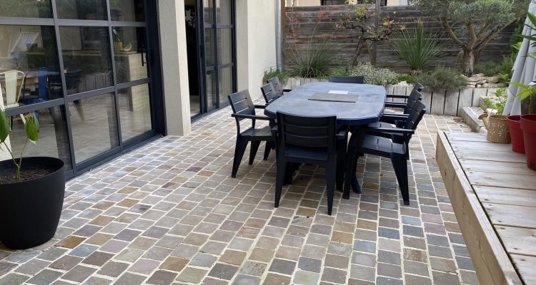 Vente Maison 115 m² à Saint-Bernard 420 000 € - Saint-Bernard (01600) - 1