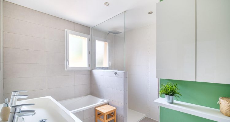 Maison - Chessy (69380) - 11