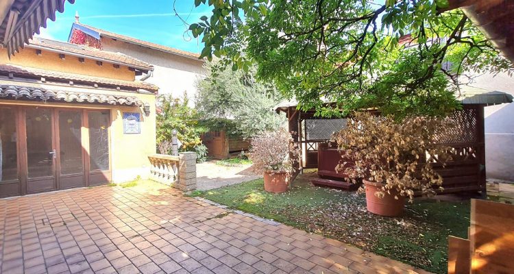 Ancienne ferme à rénover - Reyrieux (01600) - 12