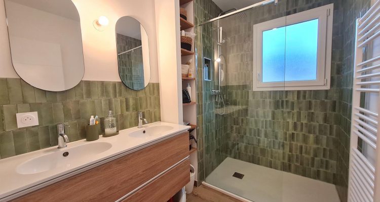 Lumineuse et confortable - Reyrieux (01600) - 13