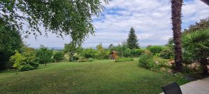 jardin Magnifique avec vue Reyrieux