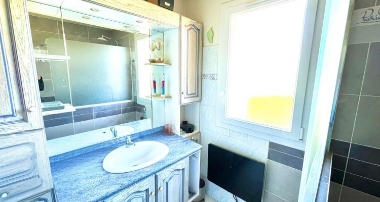 Maison familiale - Miribel (01700) - 11