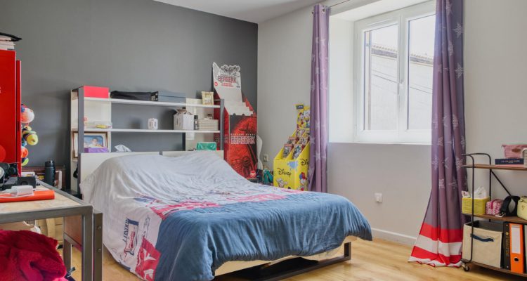 Vente Maison 137 m² à Chaleins 429 000 € - Chaleins (01480) - 10