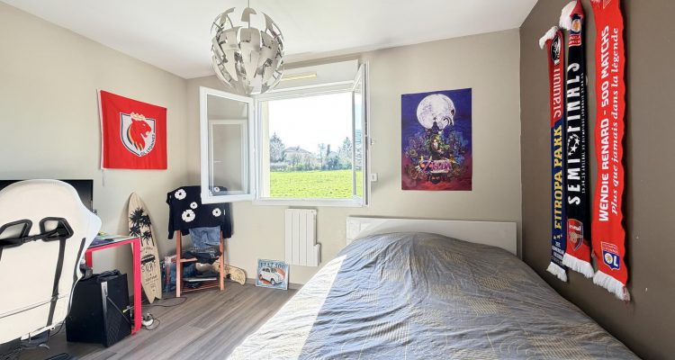 Lumineuse et agréable à vivre! - Toussieux (01600) - 8