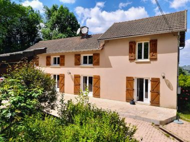 Vente Maison 165 m² à Chauffailles 239 000 € - 1