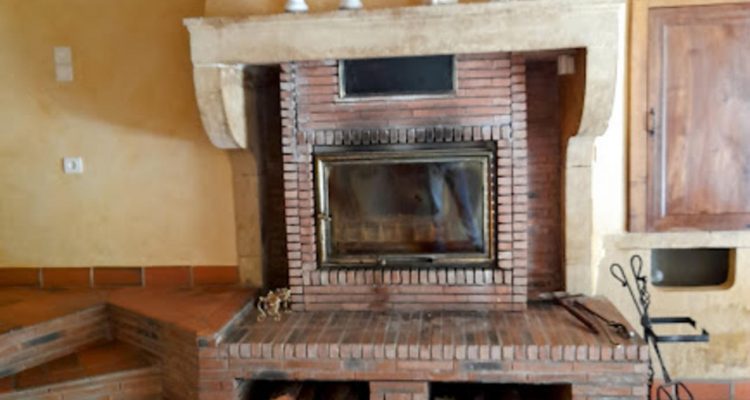 Vente Maison 165 m² à Chauffailles 239 000 € - Chauffailles (71170) - 1