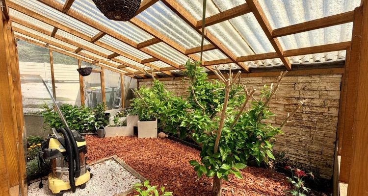 Idéalement située - Reyrieux (01600) - 24