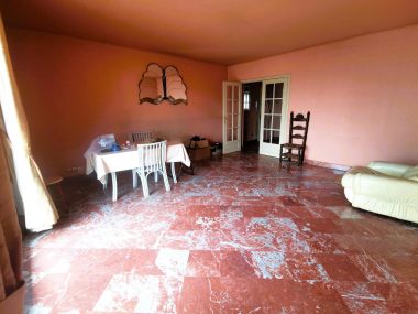 Vente T4 103 m² à Décines-Charpieu 250 000 € - 1