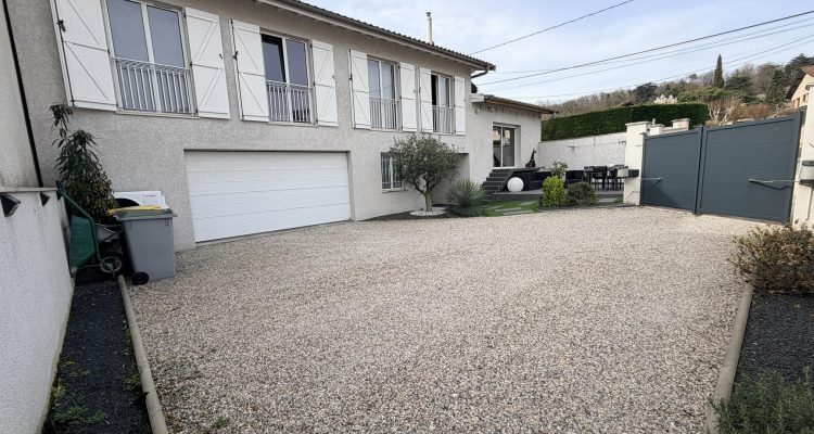 Spacieuse et lumineuse maison - Reyrieux (01600)