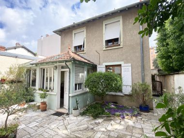 Vente Maison 109 m² à Lyon-8eme-Arrondissement 395 000 € - 1