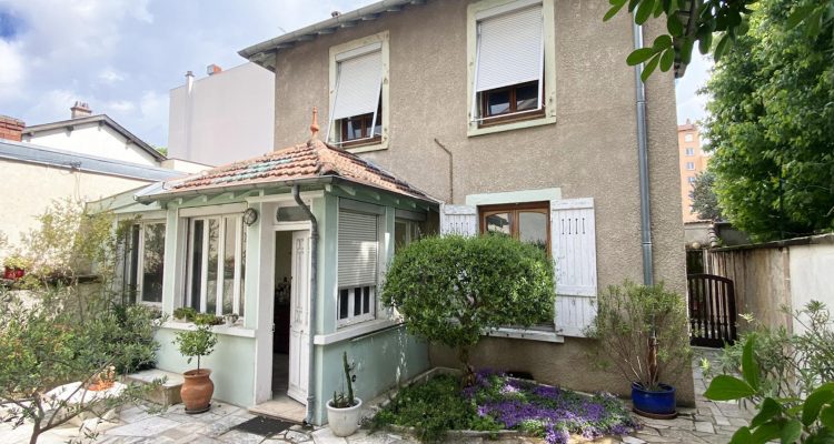 Vente Maison 109 m² à Lyon-8eme-Arrondissement 395 000 € - Lyon-8eme-Arrondissement (69008)