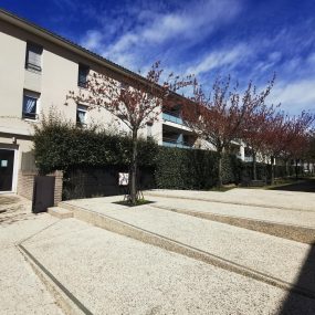 T2 Impeccable avec garage - 1
