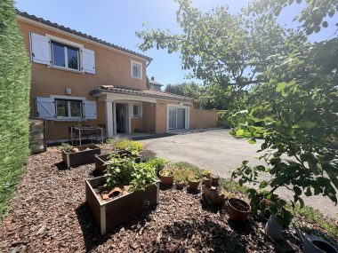 Vente Maison 108 m² à Parcieux 380 000 € - 1