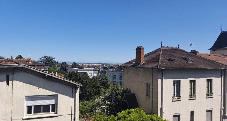T3 récent, traversant, avec vue et garage inclus - Caluire-Et-Cuire (69300) - 7