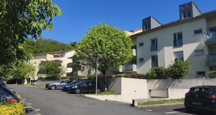 T2 avec garage et parking - Neuville-sur-Saône (69250) - 6
