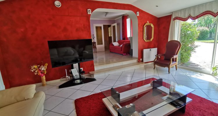 Vente Maison 115 m² à Reyrieux 398 000 € - Reyrieux (01600) - 3