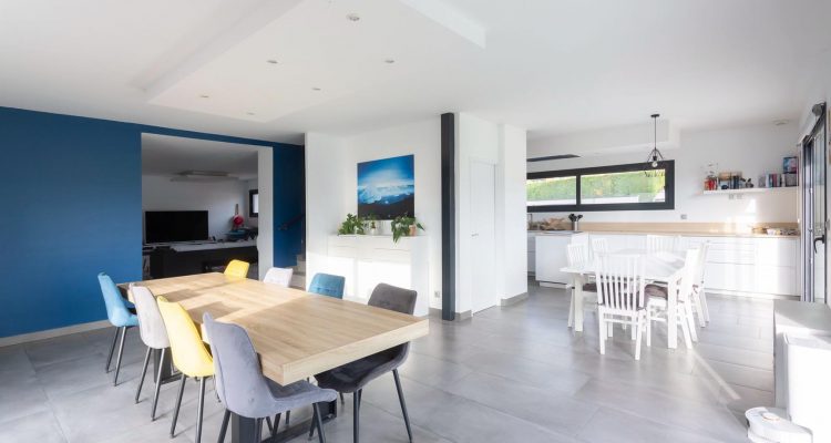 Maison contemporaine - Liergues (69400) - 4