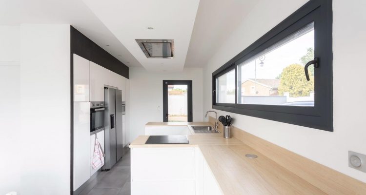 Maison contemporaine - Liergues (69400) - 5