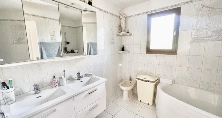 Vente Maison 125 m² à Nièvroz 440 000 € - Nièvroz (01120) - 9